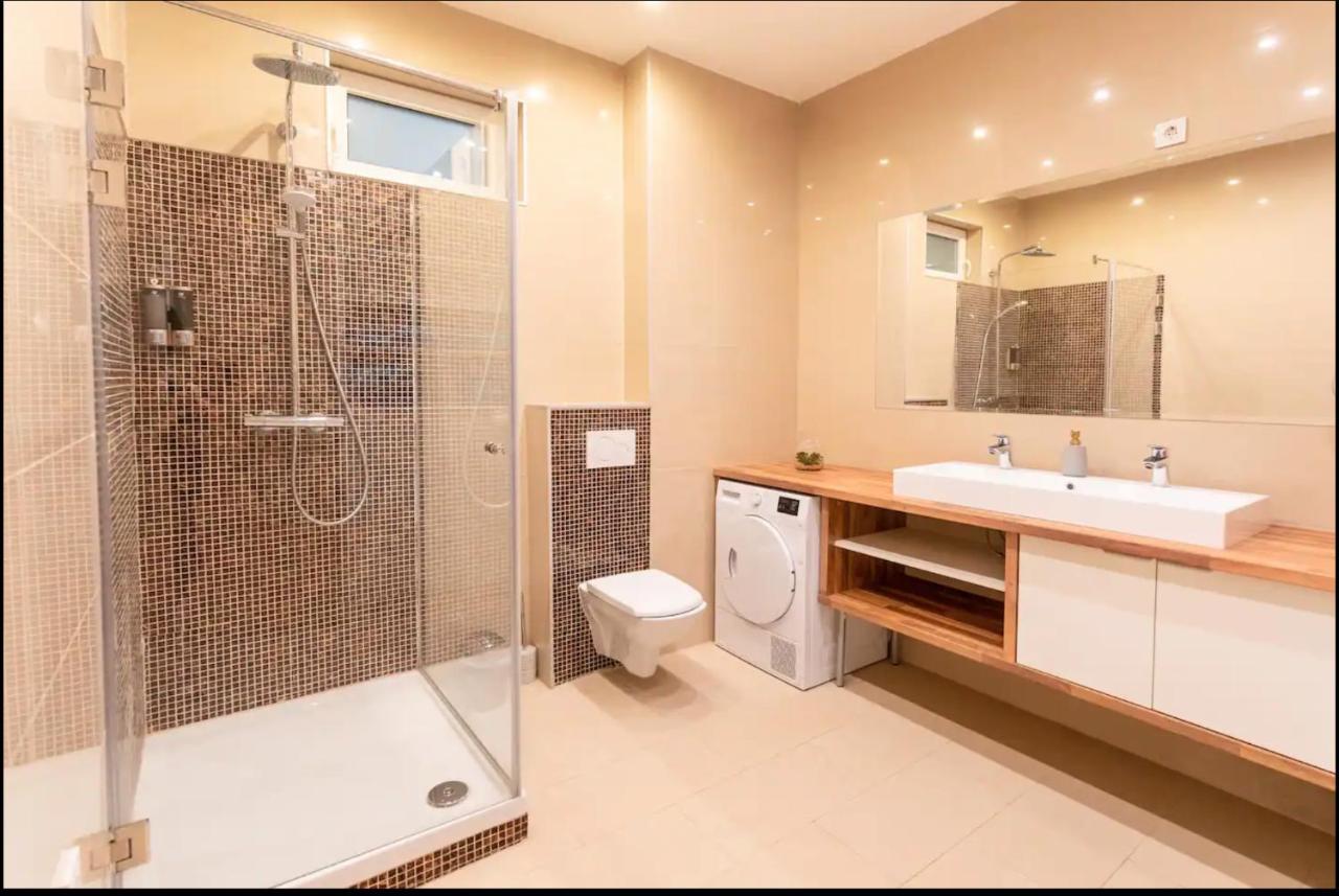 Comfortable 1100 With Contactless Check-in Apartament